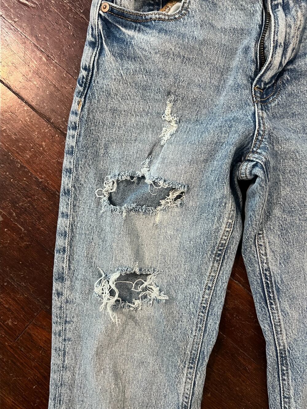 Aeropostale High Rise Flare Distressed Jeans Womens 0S Y2K 90s Chic Light Wash - Picture 3 of 5